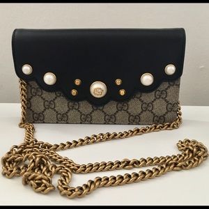 Gucci Peony Wallet on Chain